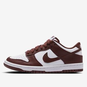 Brand New in box, Big Kid Size 5, Nike Dunk Low
White/Gym Red/Redwood